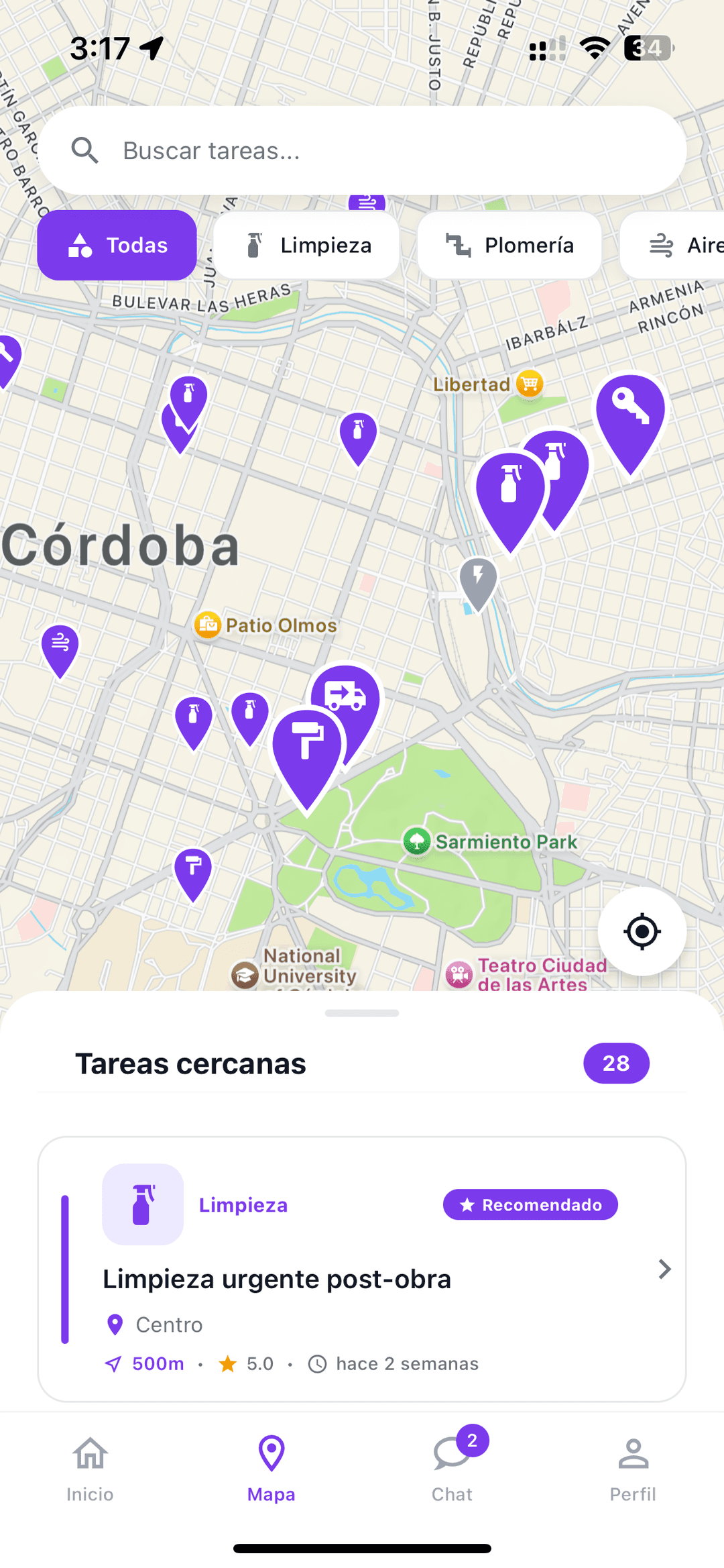 Vista profesional de la app Tegu mostrando el mapa con tareas cercanas